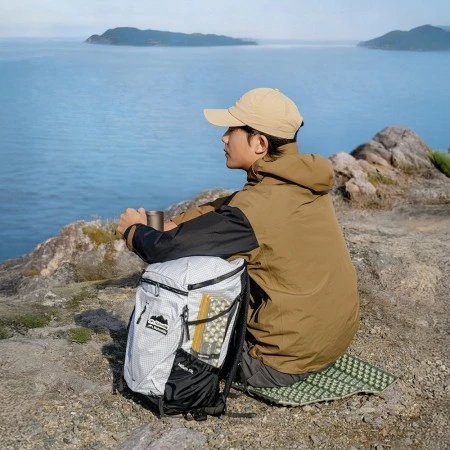 Сидушка CNK2650WS011 Troues Egg Nest складная зеленая