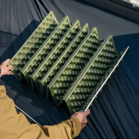 Коврик Naturehike CNK2650WS010 Troues R2.6 Egg Nest складной утолщенный желтый