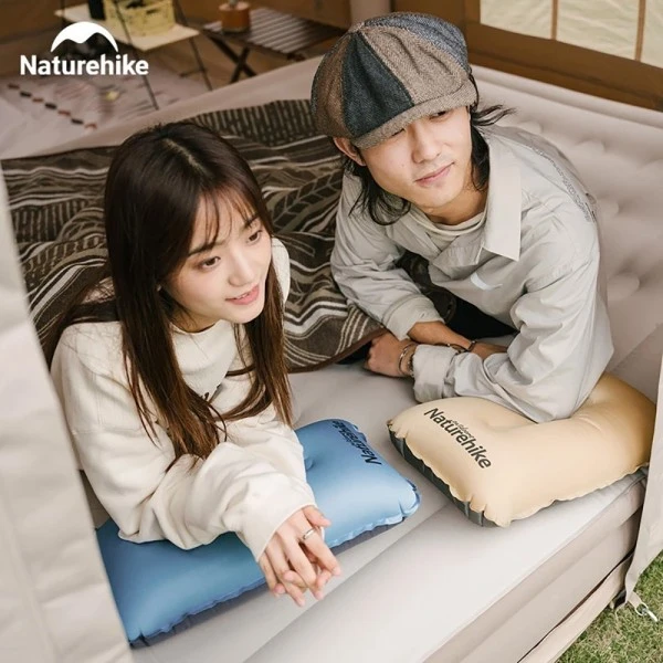 Самонадувная подушка Naturehike Light Blue for Glamping/Camping/Travel/Office/Car, 6927595777411 Самонадувная подушка Naturehike Light Blue for Glamping/Camping/Travel/Office/Car, 6927595777411