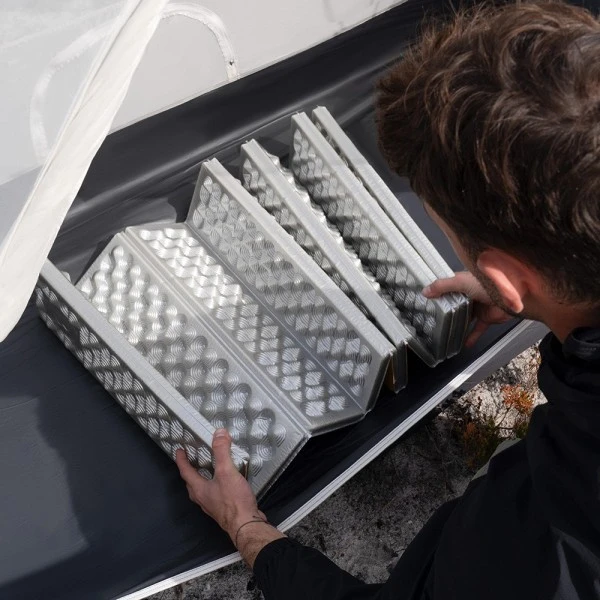 Коврик Naturehike CNK2550WS030 Troues R3.0 складной золотистый