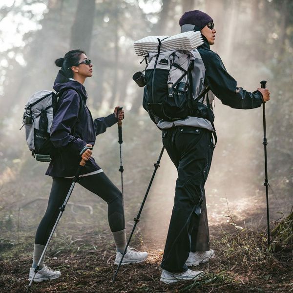 Рюкзак Naturehike CNK2300BB017 Helium 25 л, белый с черным